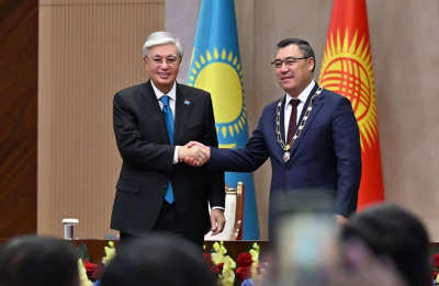 Президент Казахстана наградил Садыра Жапарова орденом «Алтын Кыран»