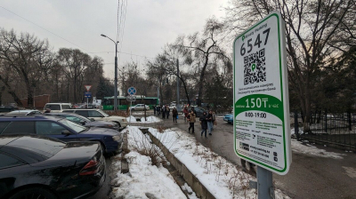 Бектенов заявил, что в Алматы жителям должны предоставлять абонементы на парковку