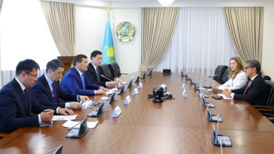 Нурлыбек Налибаев провел встречу с компанией-мировым производителем сантехники