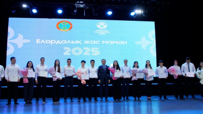 Будущие профессионалы: в столице наградили выпускников колледжей за успехи на конкурсах